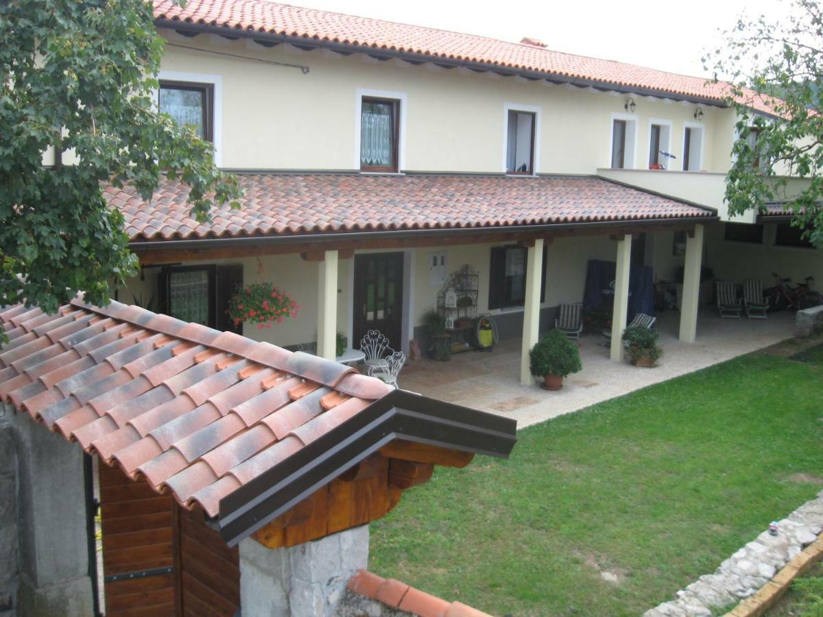 Country House Lokev Guest House Bagian luar foto